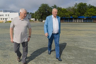 Александр Куниловский: «Реконструкция стадиона «Маяк» займет несколько лет»